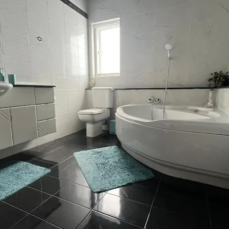 Διαμέρισμα Large 2-bedroom Near Airport - Mqabba